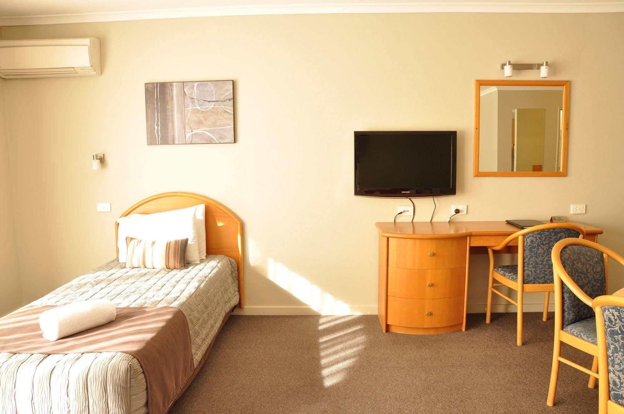 Chittaway Motel Tuggerah Buitenkant foto