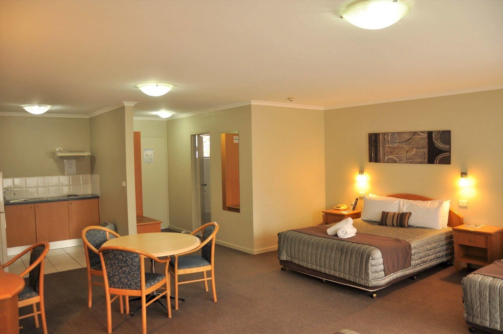 Chittaway Motel Tuggerah Buitenkant foto